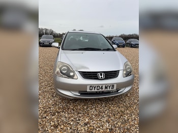 Used Honda Civic 2004 for sale - 76975855: Photo