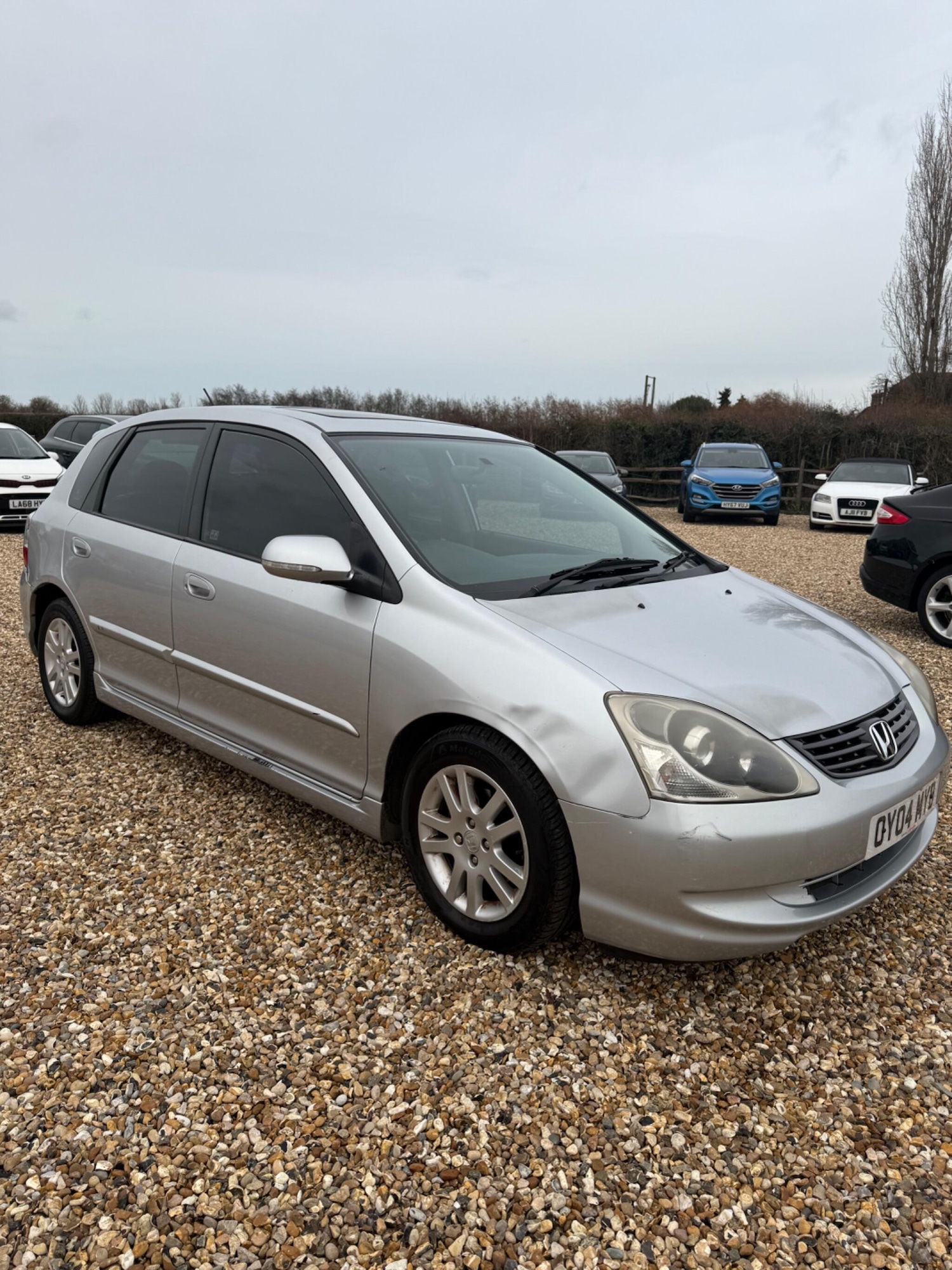 Used Honda Civic 2004 for sale - 76975855: Photo 5