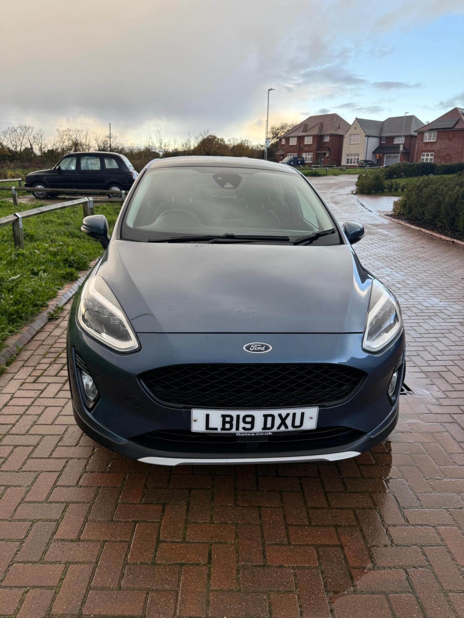 Used Ford Fiesta 2019 for sale - 76786811: Photo 2