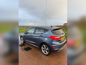 Used Ford Fiesta 2019 for sale - 76786811: Photo