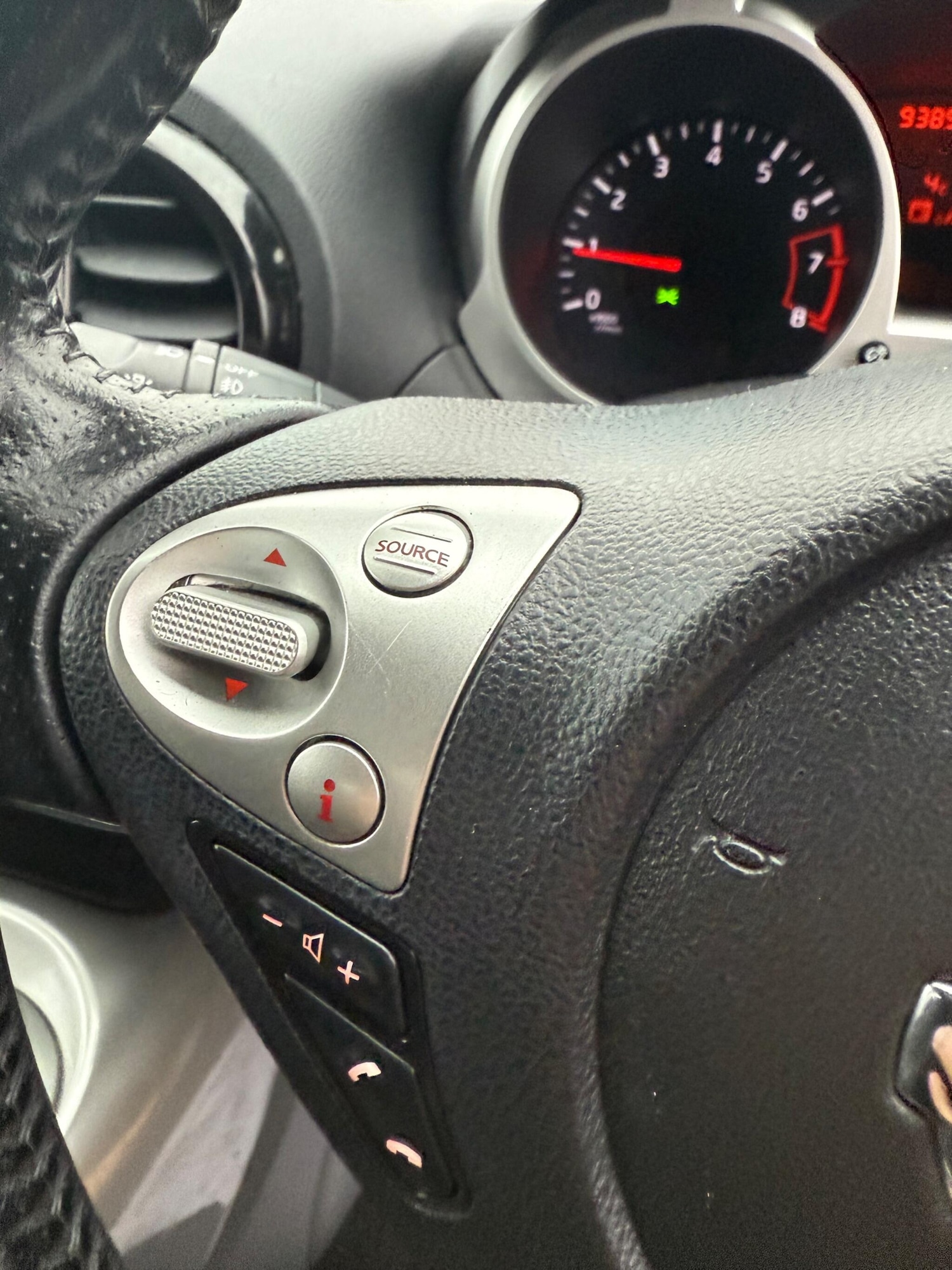 Used Nissan Juke 2014 for sale - 77174889: Photo 29