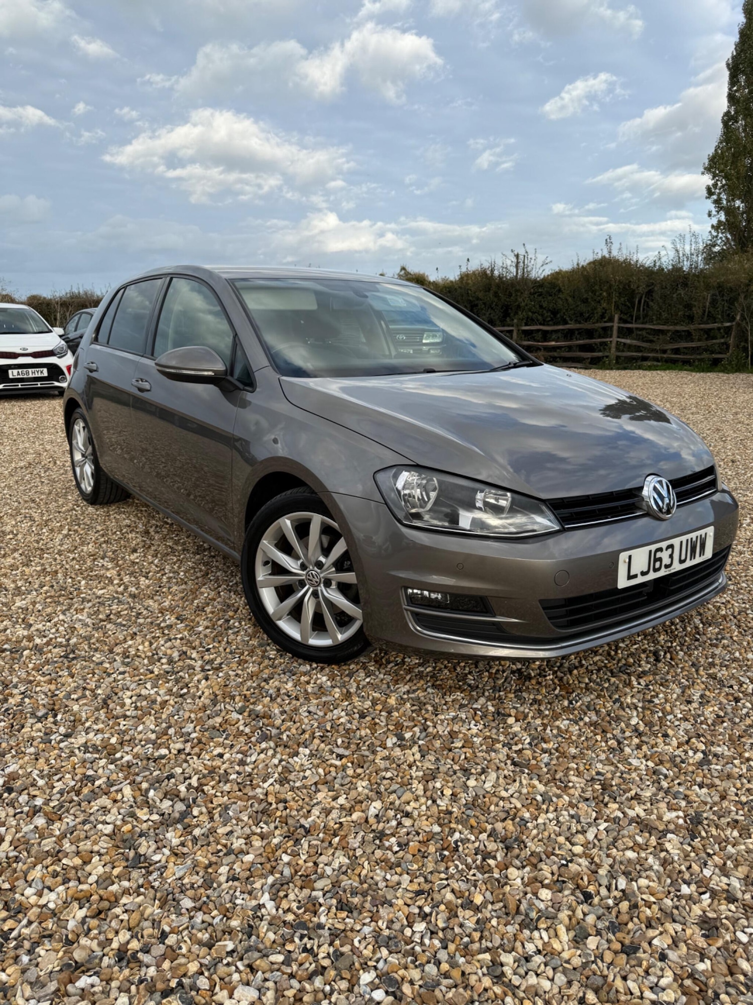 Used Volkswagen Golf 2013 for sale - 76399287: Photo 1