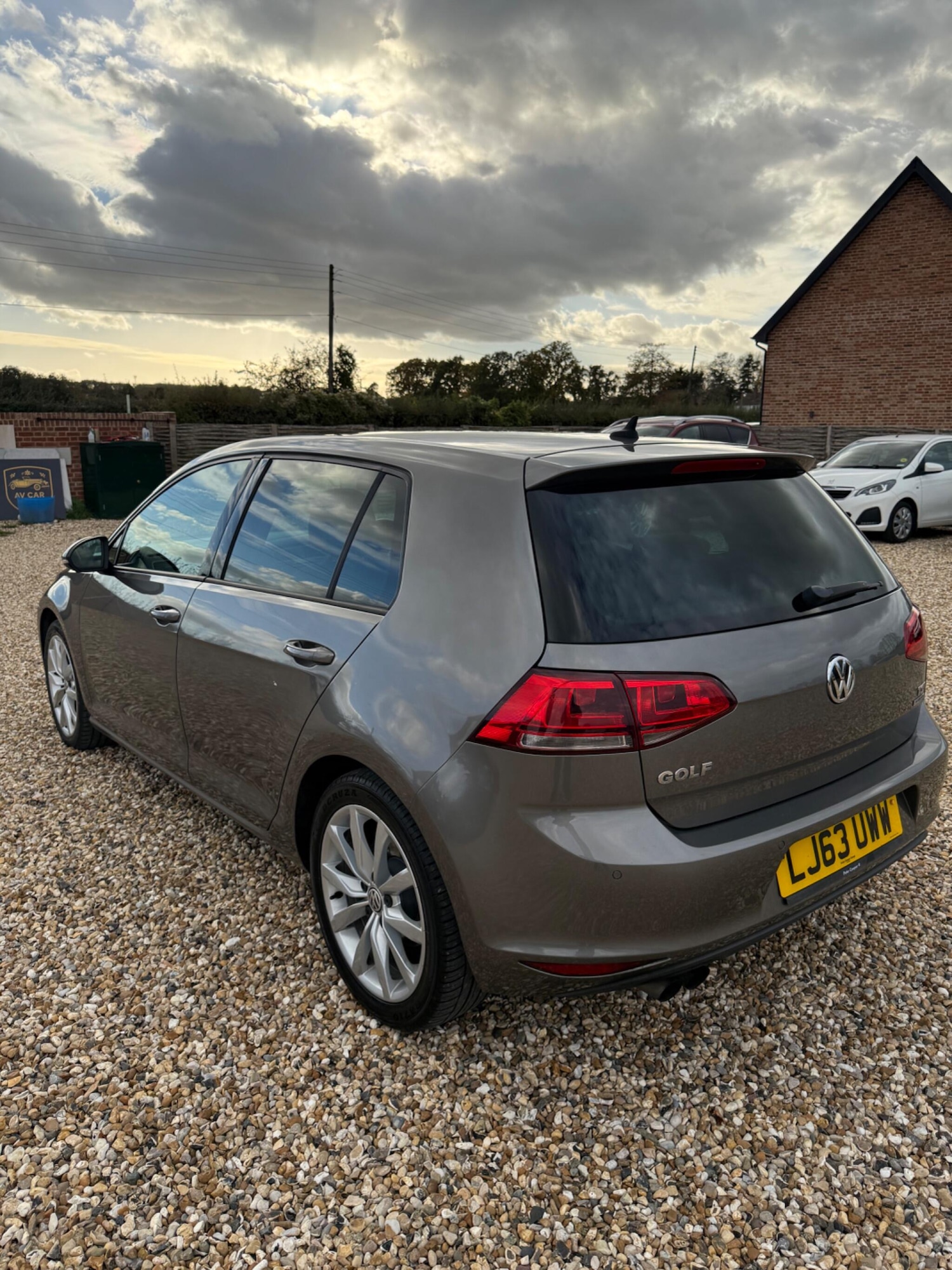 Used Volkswagen Golf 2013 for sale - 76399287: Photo 4