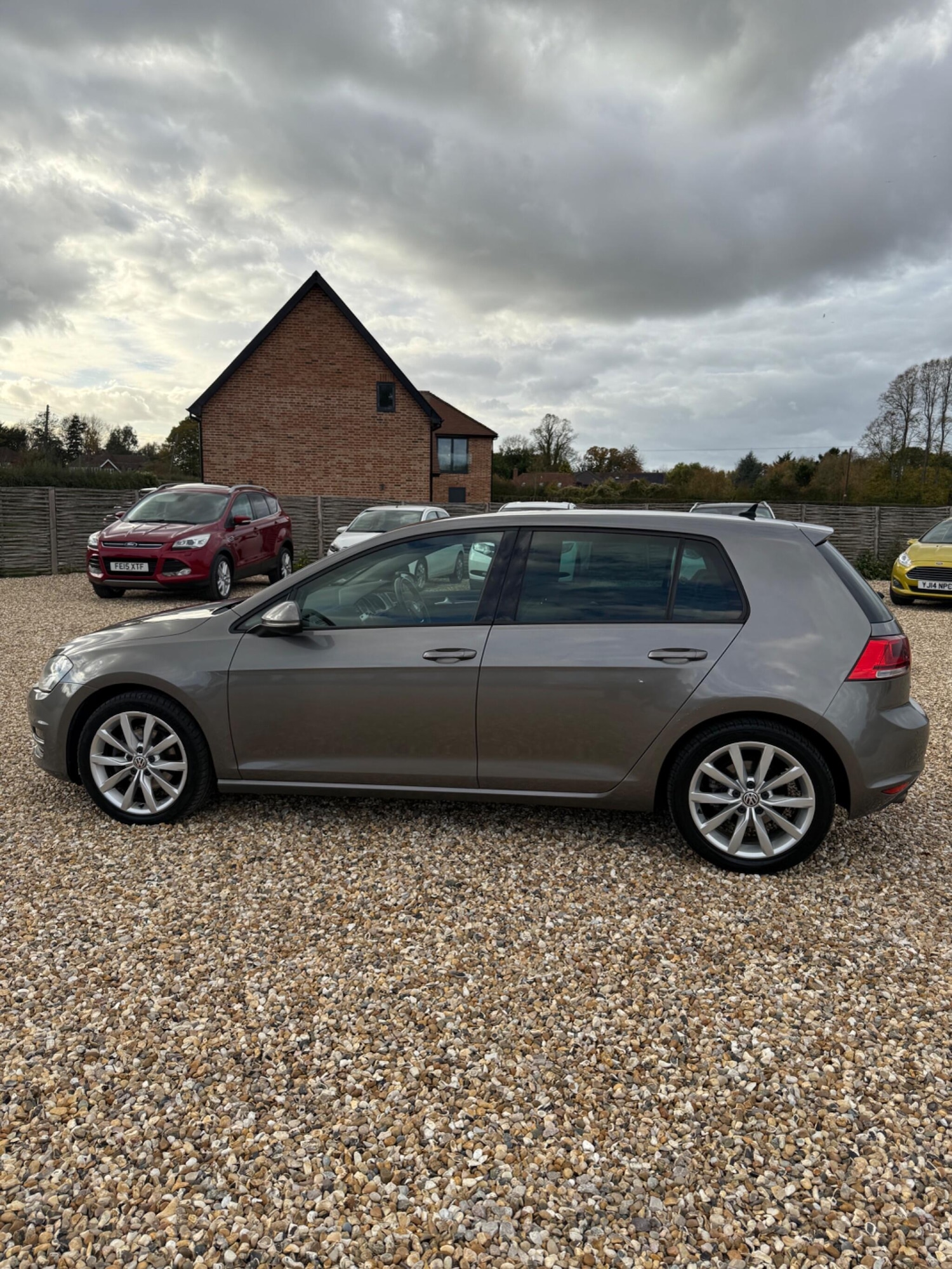 Used Volkswagen Golf 2013 for sale - 76399287: Photo 9
