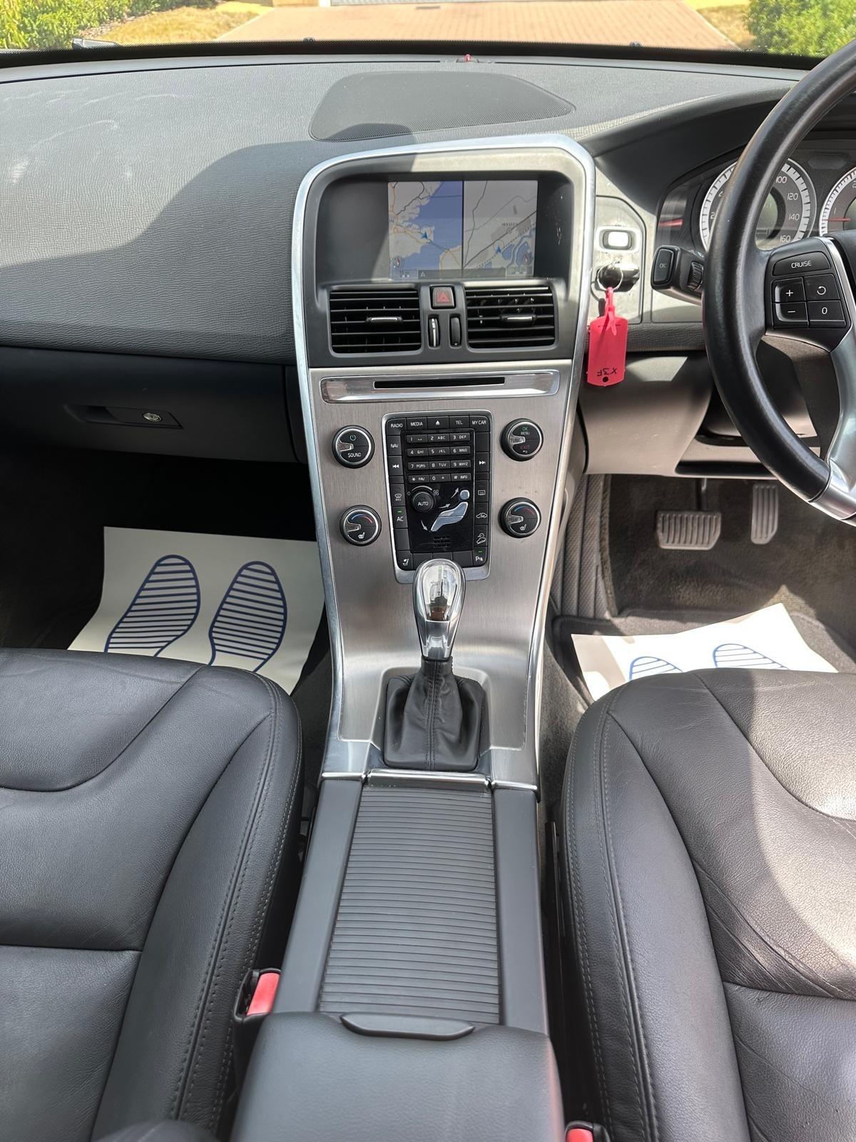 Used Volvo XC60 2013 for sale - 77144621: Photo 14