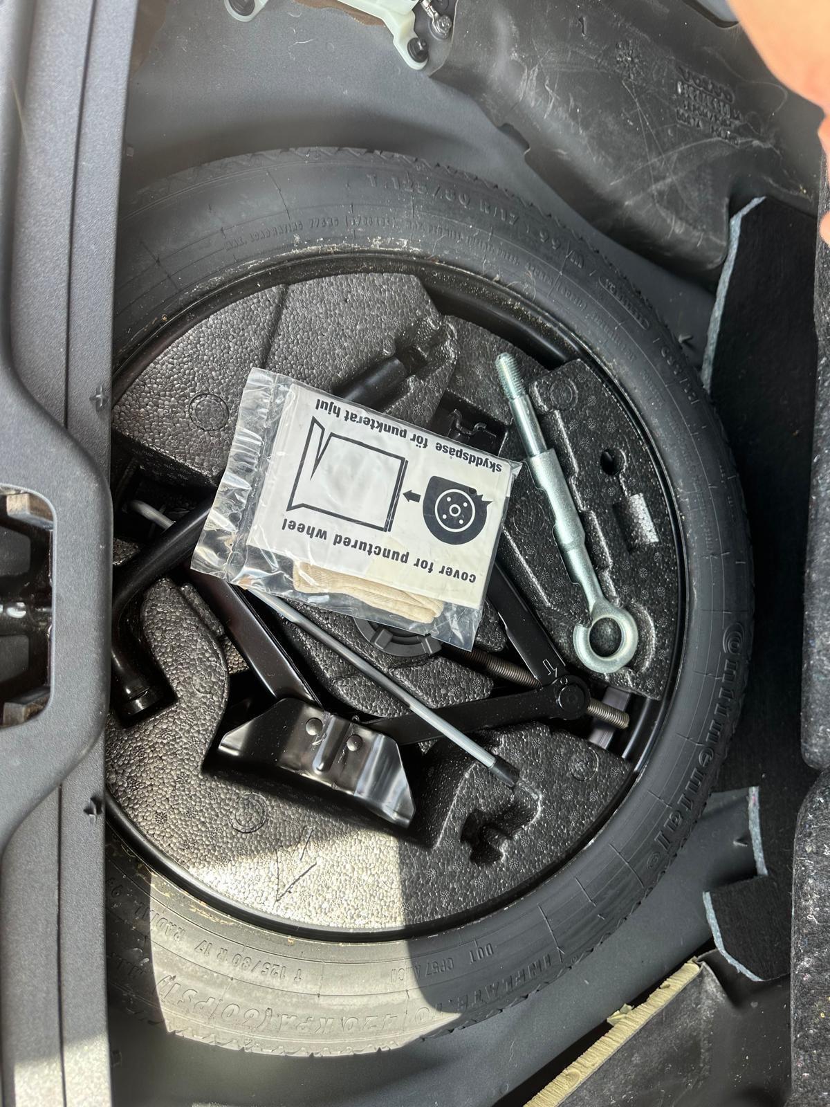 Used Volvo XC60 2013 for sale - 77144621: Photo 17