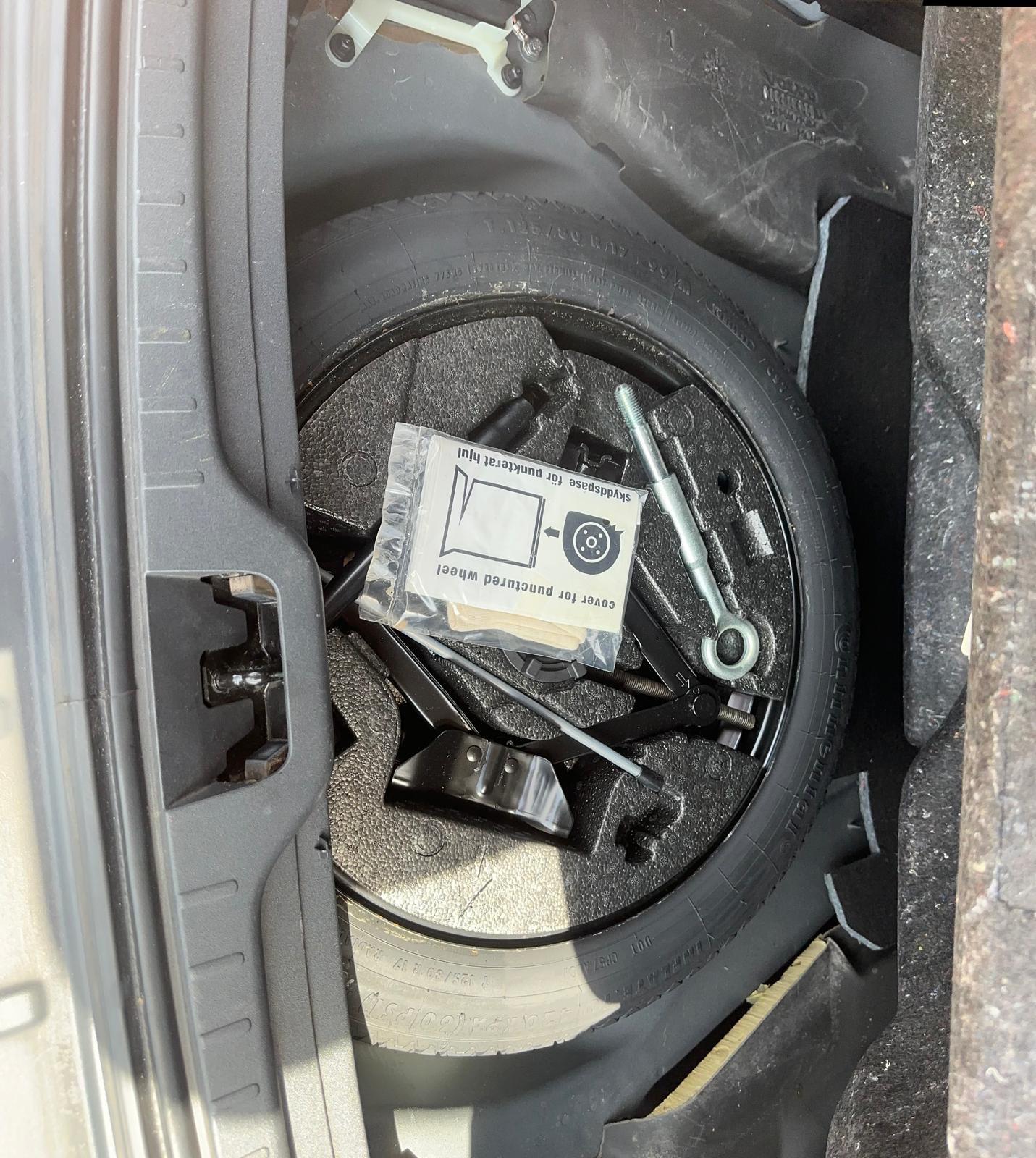 Used Volvo XC60 2013 for sale - 77144621: Photo 19