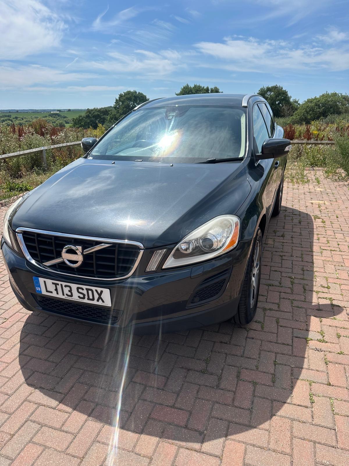 Used Volvo XC60 2013 for sale - 77144621: Photo 3