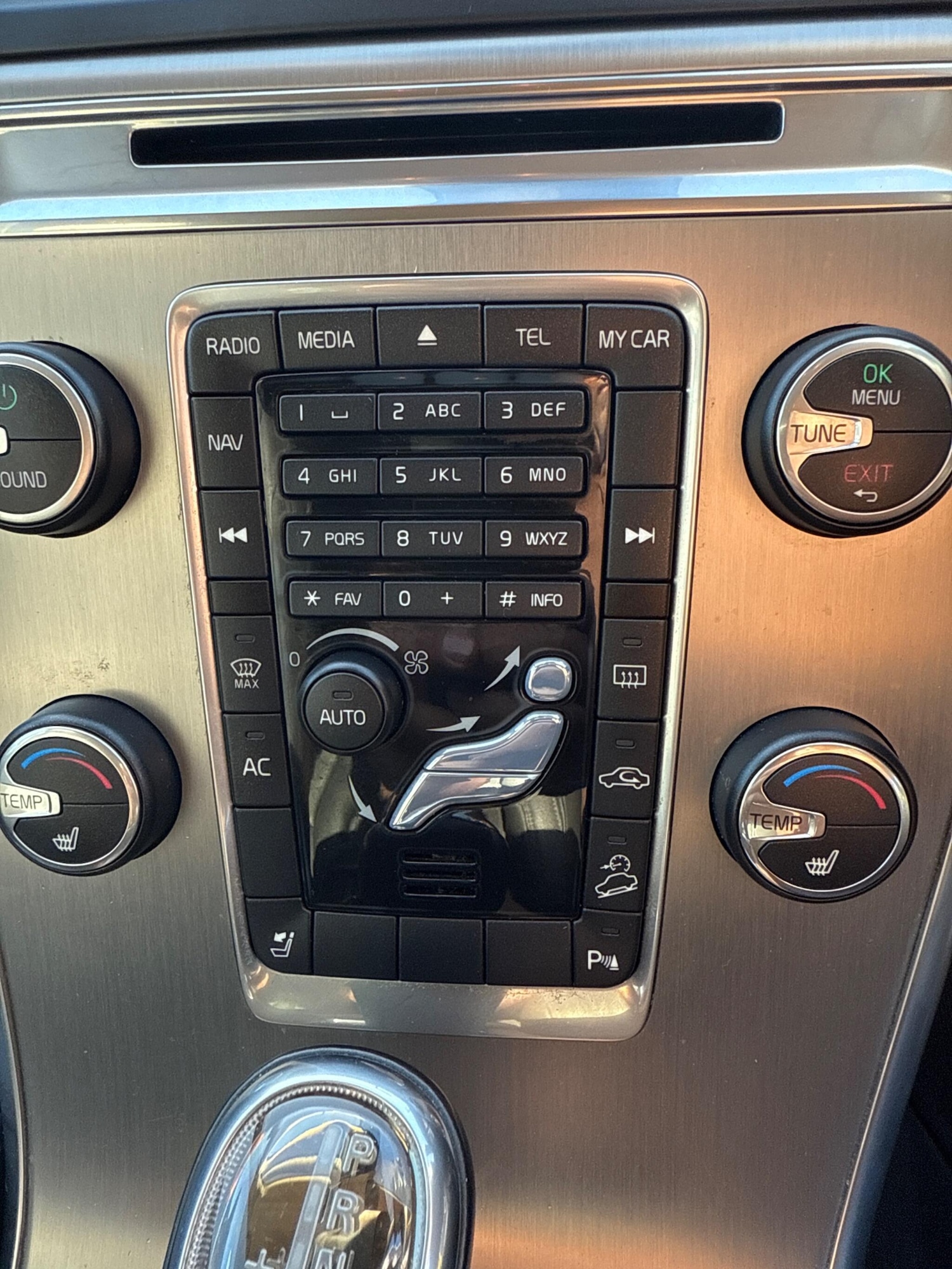 Used Volvo XC60 2013 for sale - 77144621: Photo 34