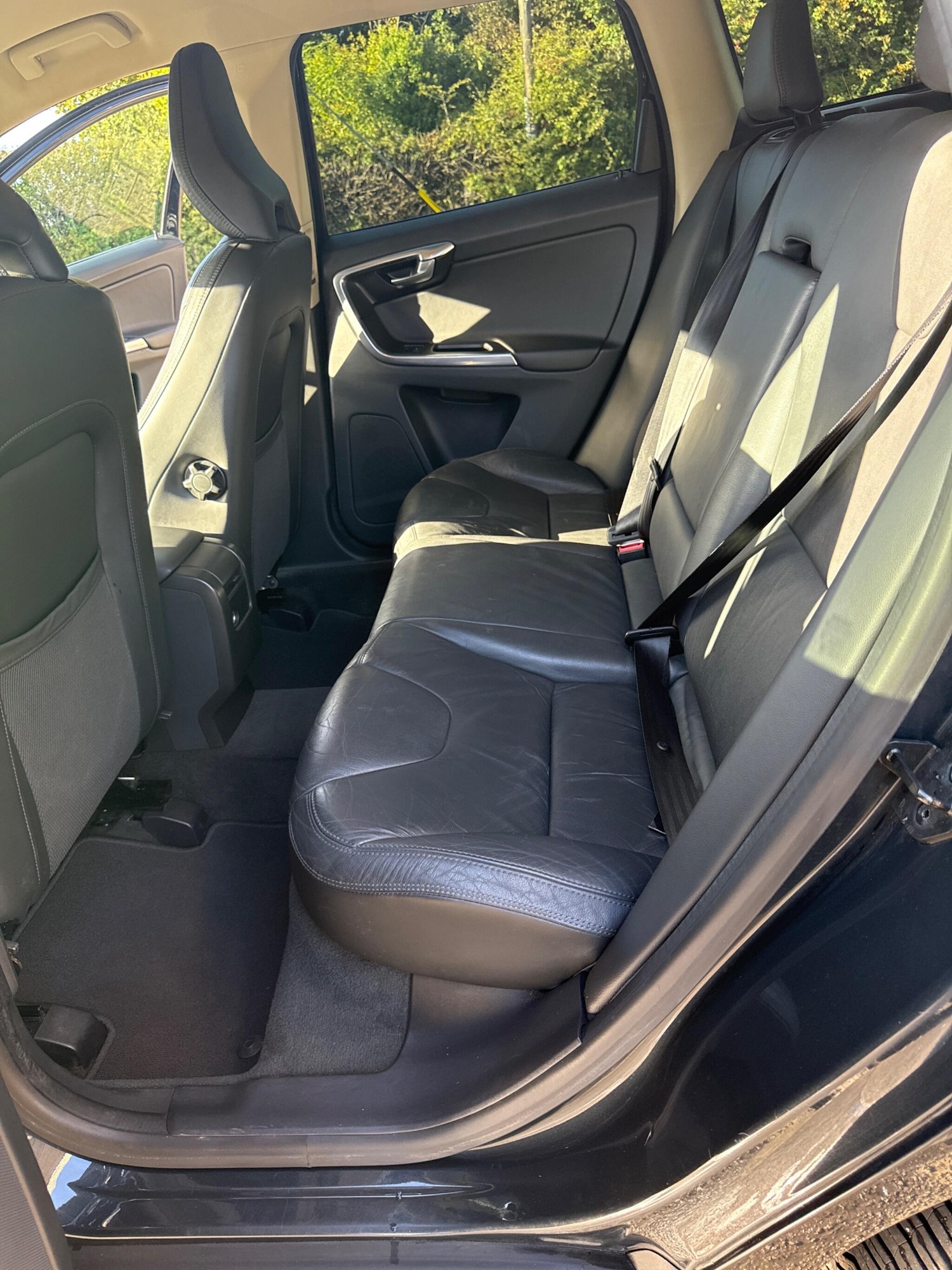 Used Volvo XC60 2013 for sale - 77144621: Photo 42