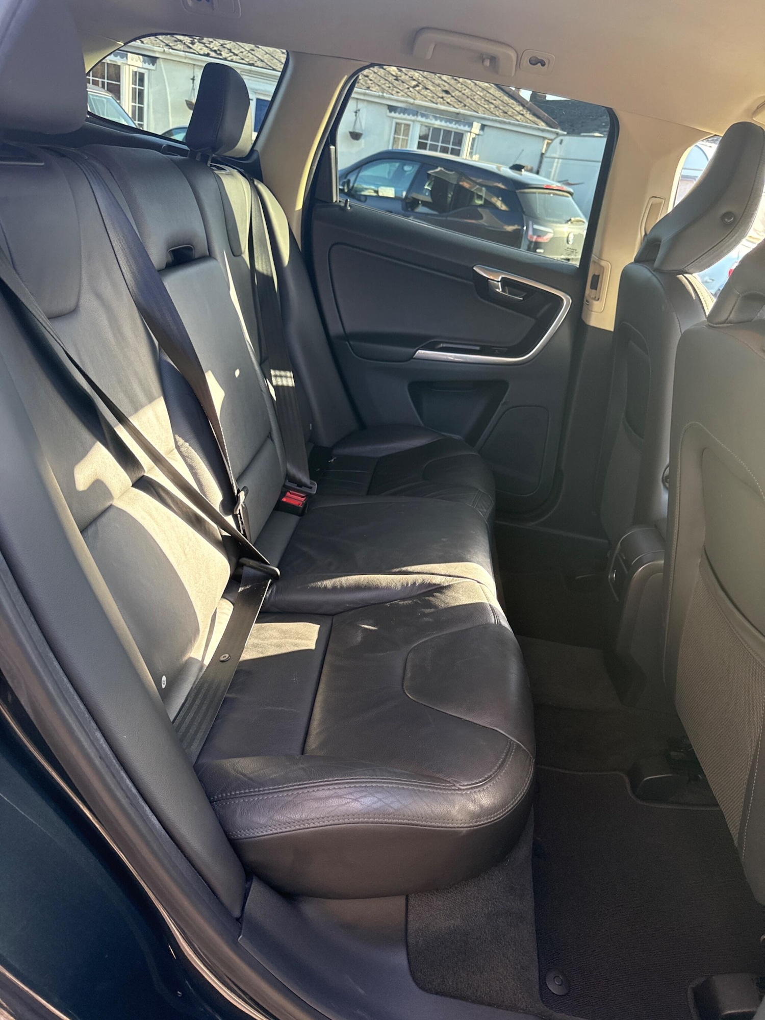 Used Volvo XC60 2013 for sale - 77144621: Photo 48