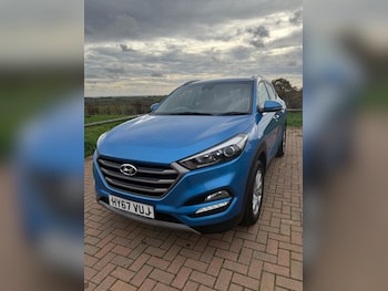 Used Hyundai TUCSON 2017 for sale - 76472683: Photo