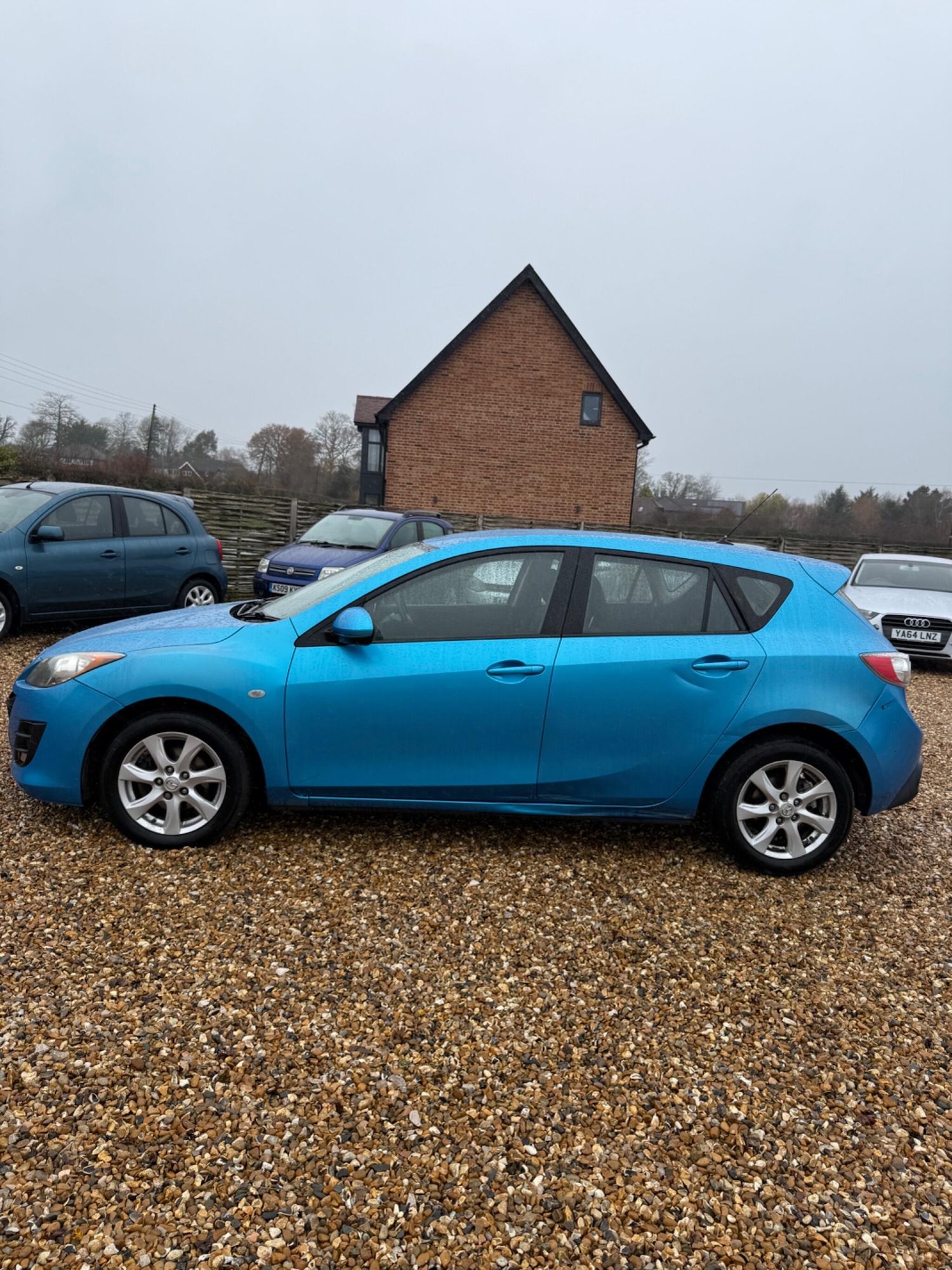 Used Mazda Mazda3 2010 for sale - 76850319: Photo 11