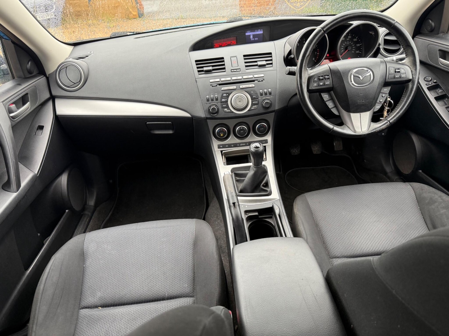 Used Mazda Mazda3 2010 for sale - 76850319: Photo 20