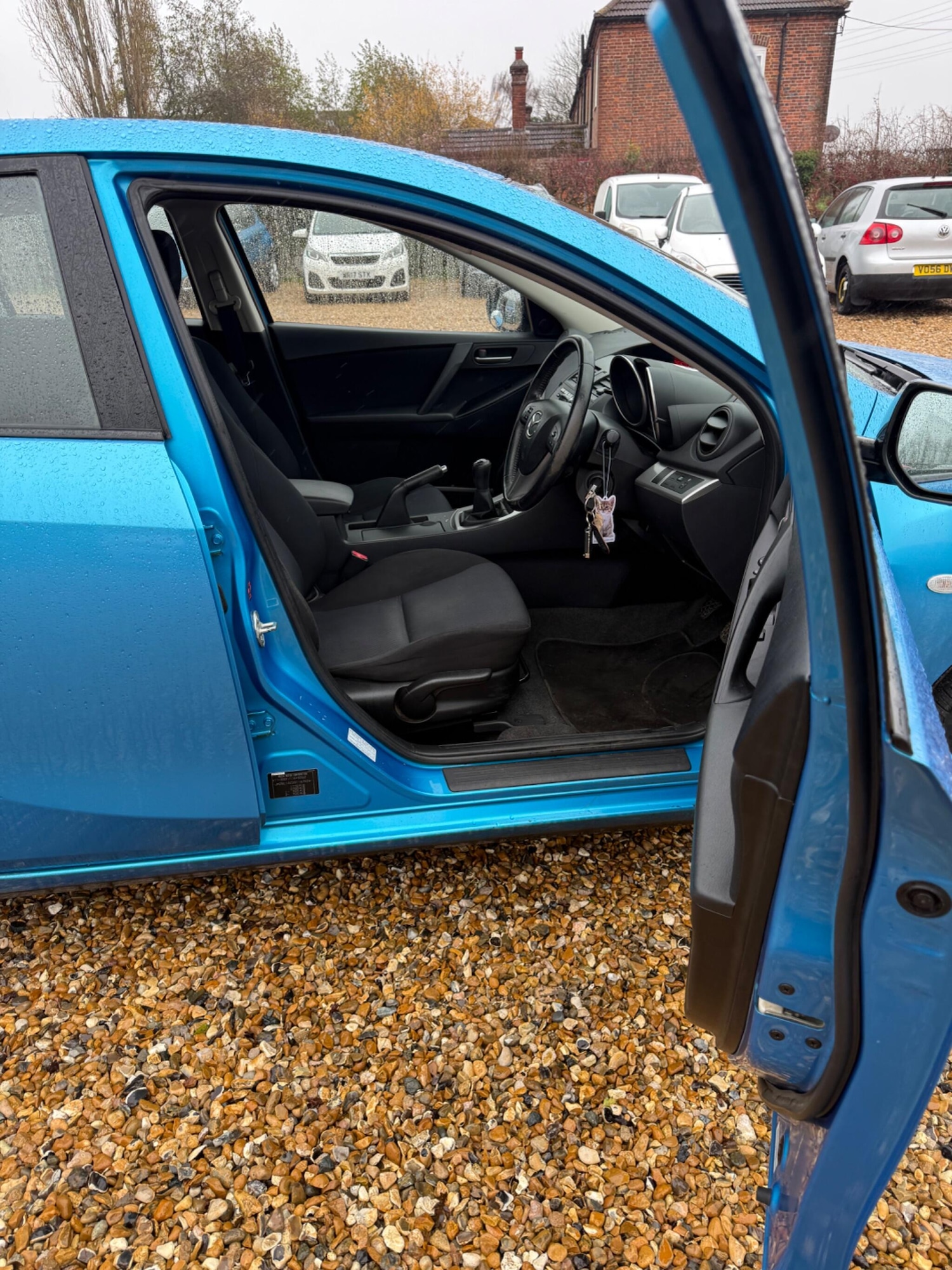 Used Mazda Mazda3 2010 for sale - 76850319: Photo 21