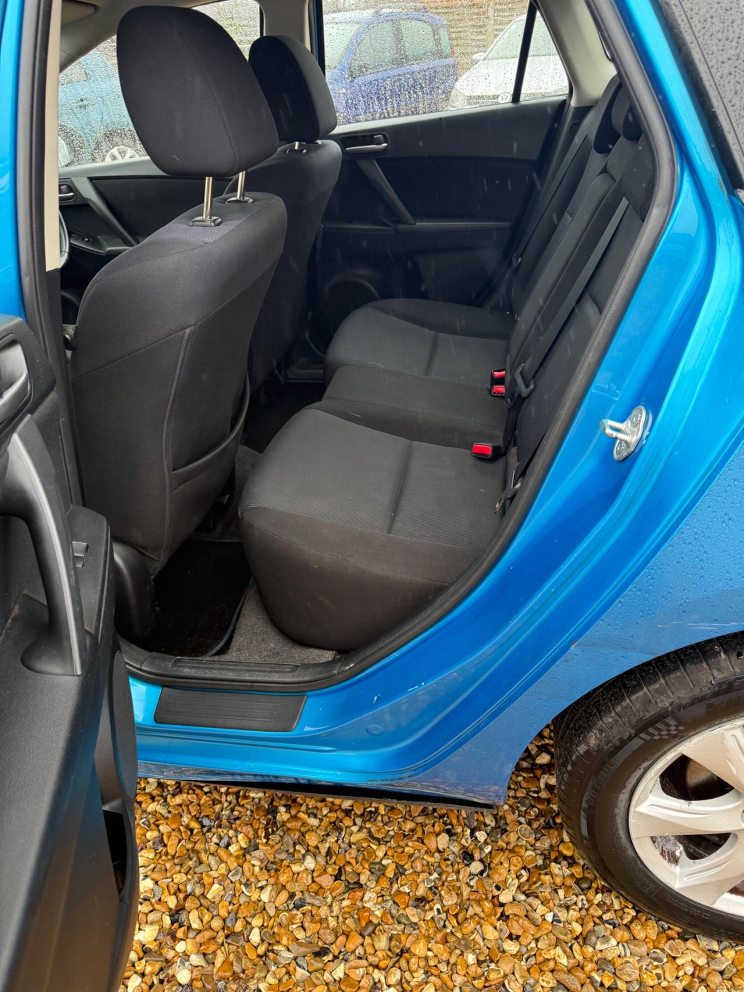 Used Mazda Mazda3 2010 for sale - 76850319: Photo 24