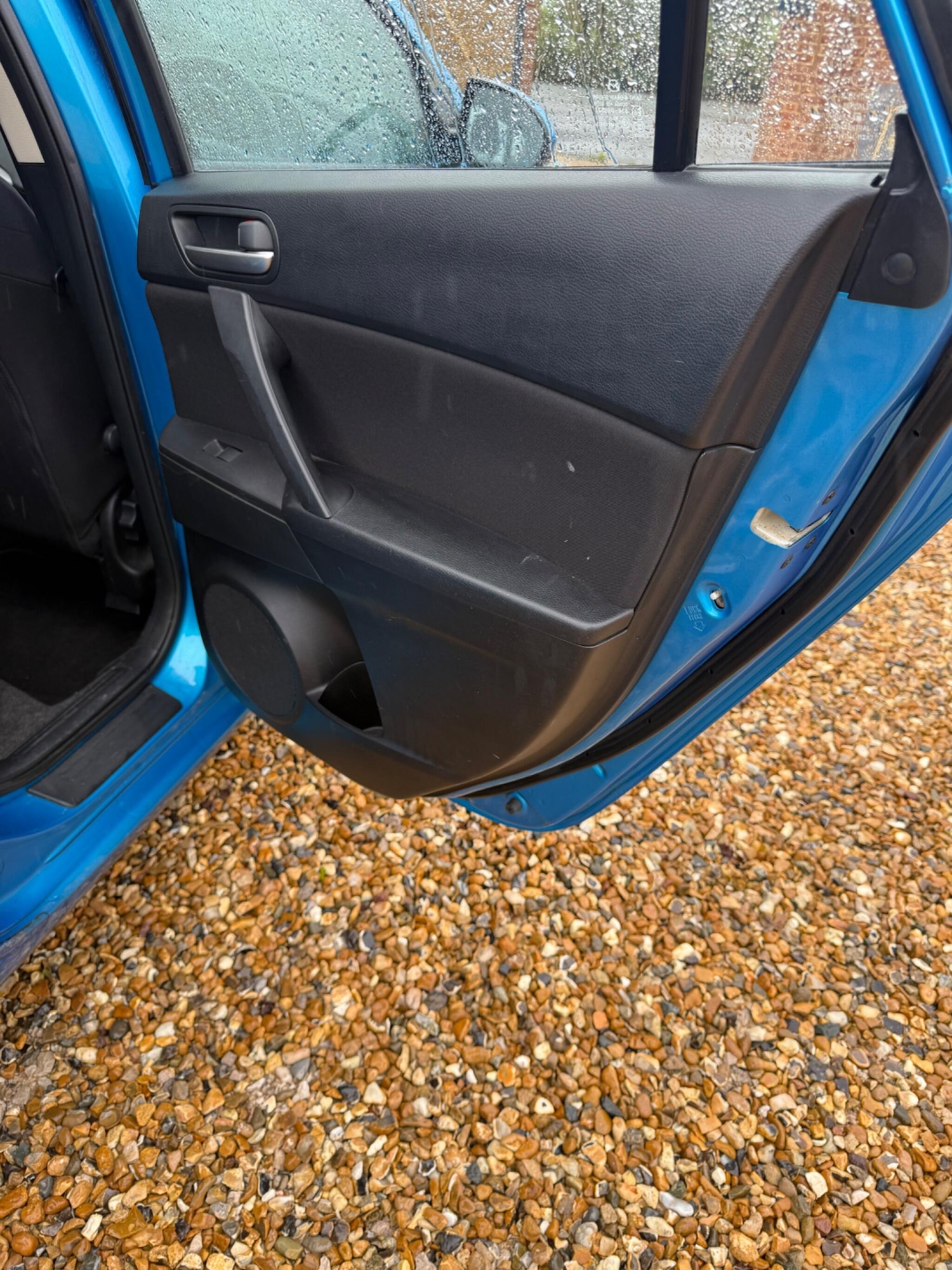 Used Mazda Mazda3 2010 for sale - 76850319: Photo 32