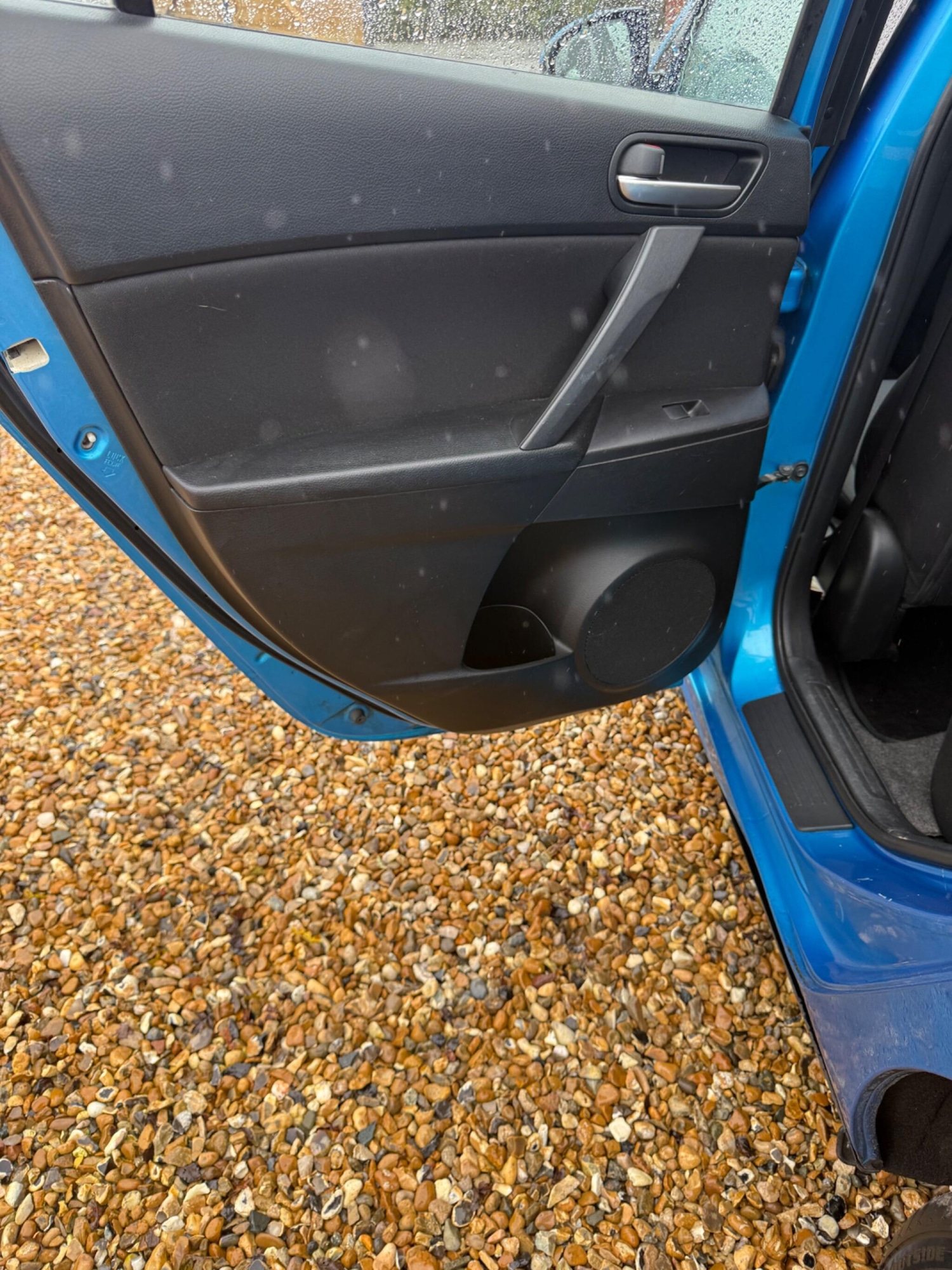 Used Mazda Mazda3 2010 for sale - 76850319: Photo 33