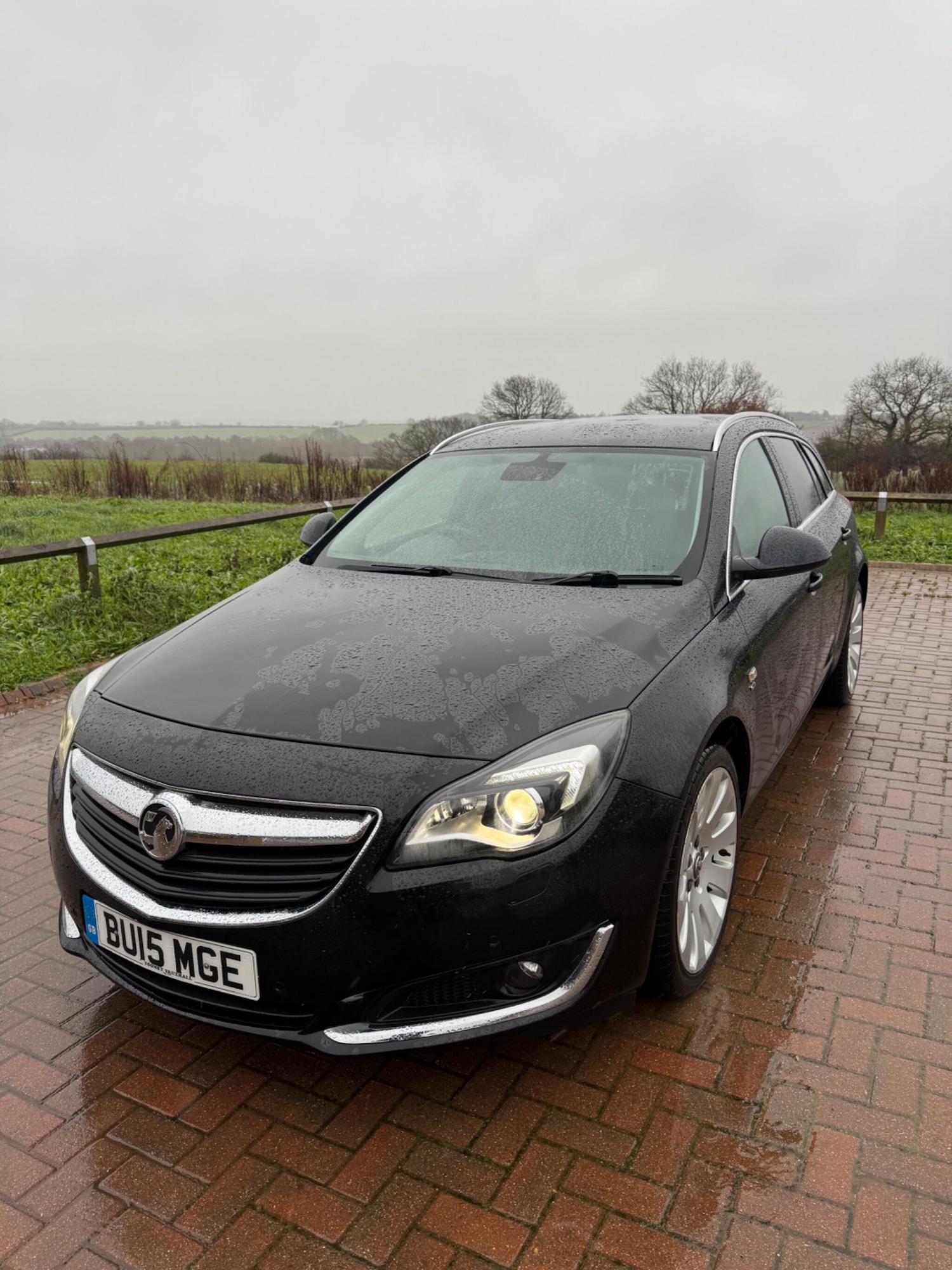 Used Vauxhall Insignia 2015 for sale - 77633672: Photo 3
