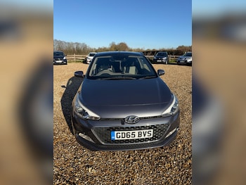 Used Hyundai i20 2015 for sale - 76700568: Photo