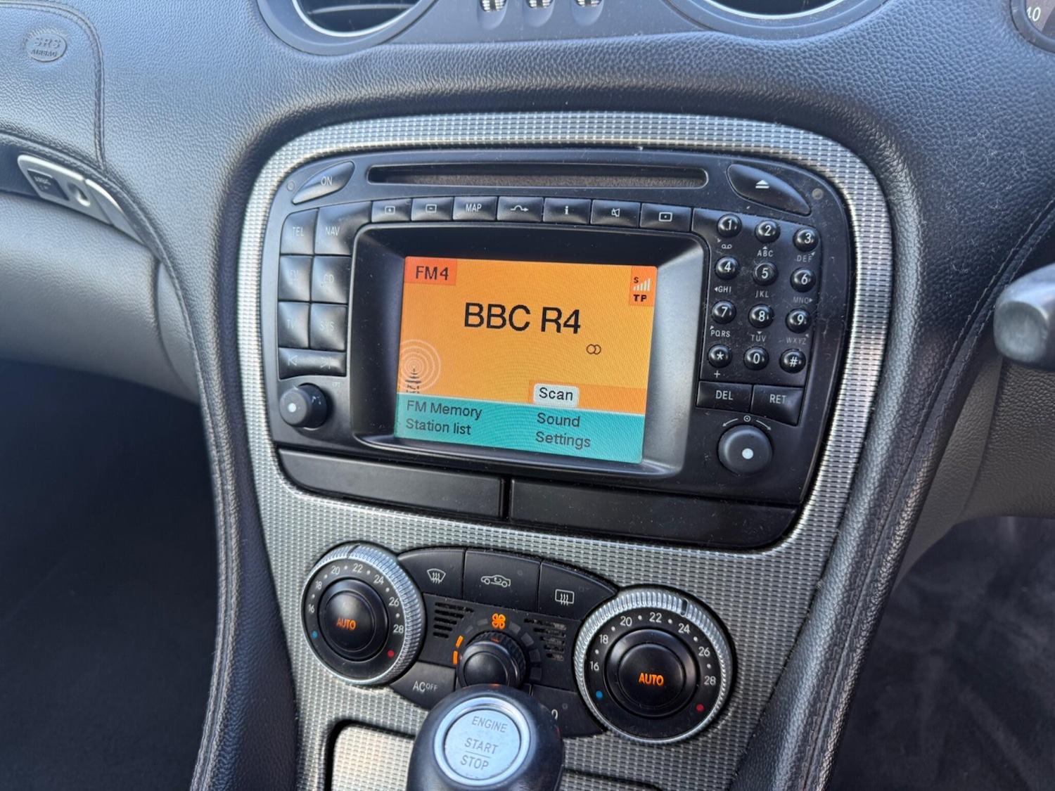 Used Mercedes-Benz SL for sale - 76899563: Photo 40