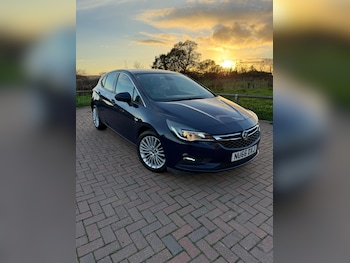 Vauxhall - Astra