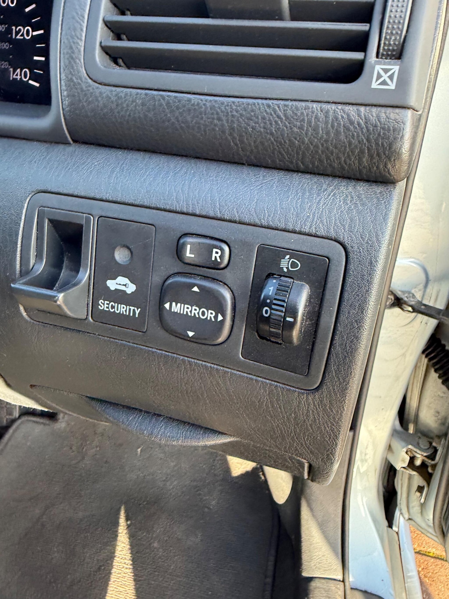 Used Toyota Corolla 2006 for sale - 77278719: Photo 25