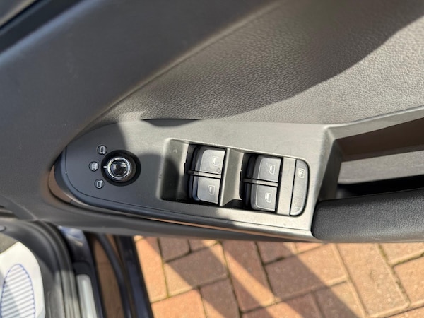 Used Audi A4 2011 for sale - 76246972: Photo 15