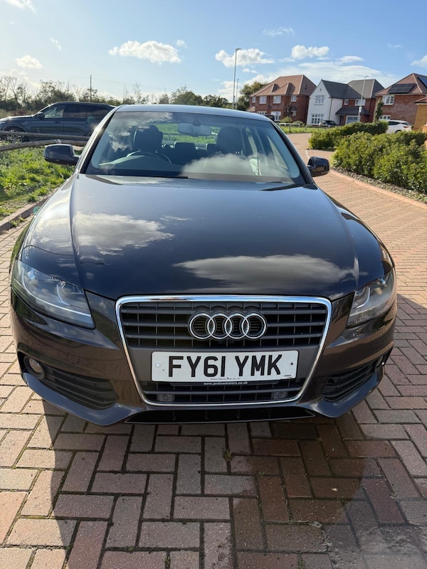 Used Audi A4 2011 for sale - 76246972: Photo 2