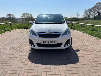 Used Peugeot 108 2017 for sale - 76024573: Photo 2