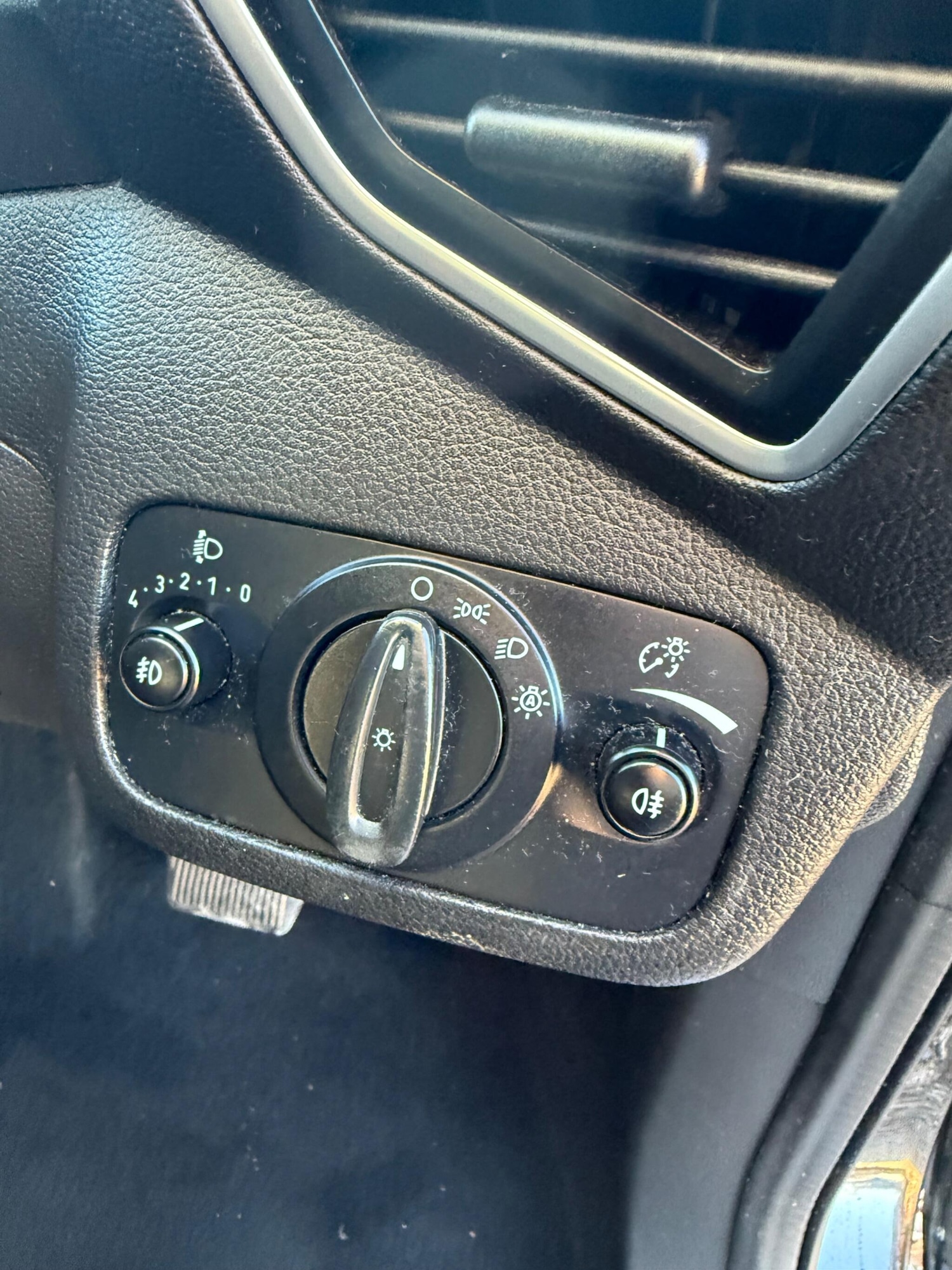 Used Ford Kuga 2014 for sale - 77109769: Photo 25