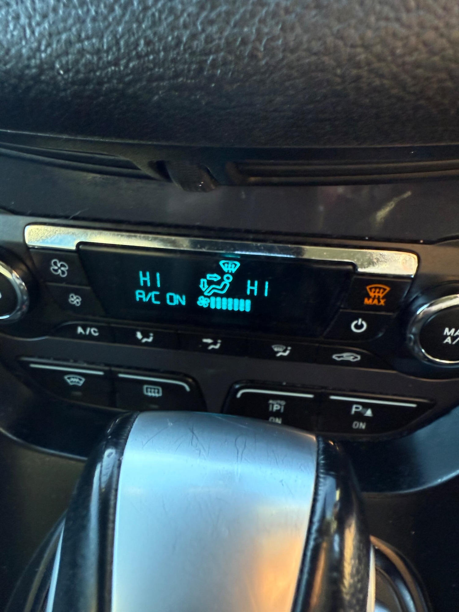 Used Ford Kuga 2014 for sale - 77109769: Photo 56