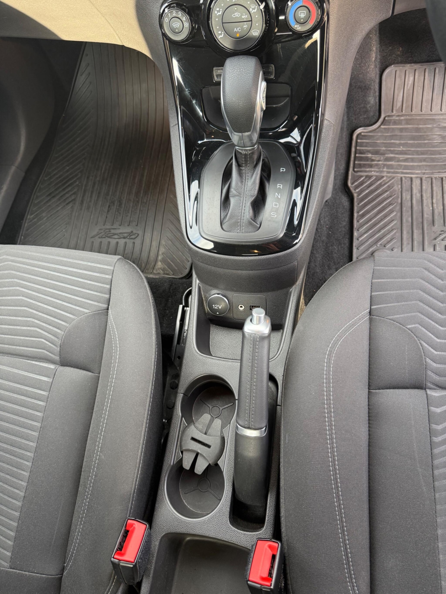 Used Ford Fiesta 2015 for sale - 77029811: Photo 19