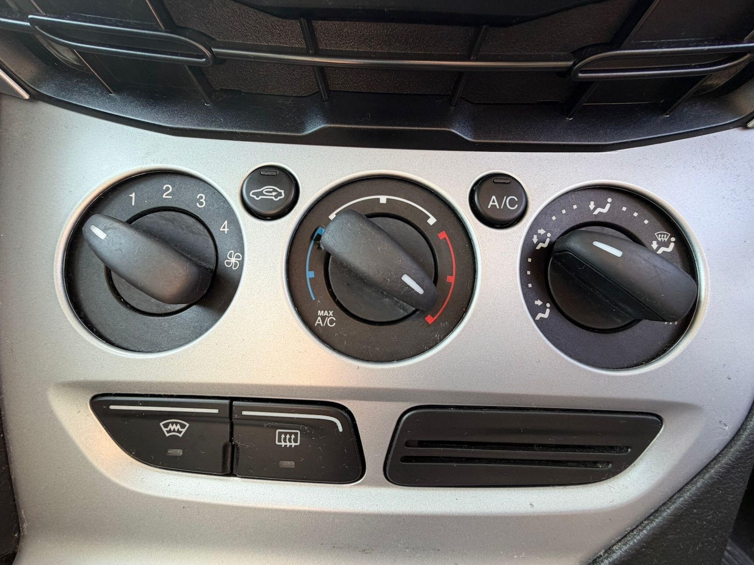 Used Ford Focus 2012 for sale - 77737325: Photo 60