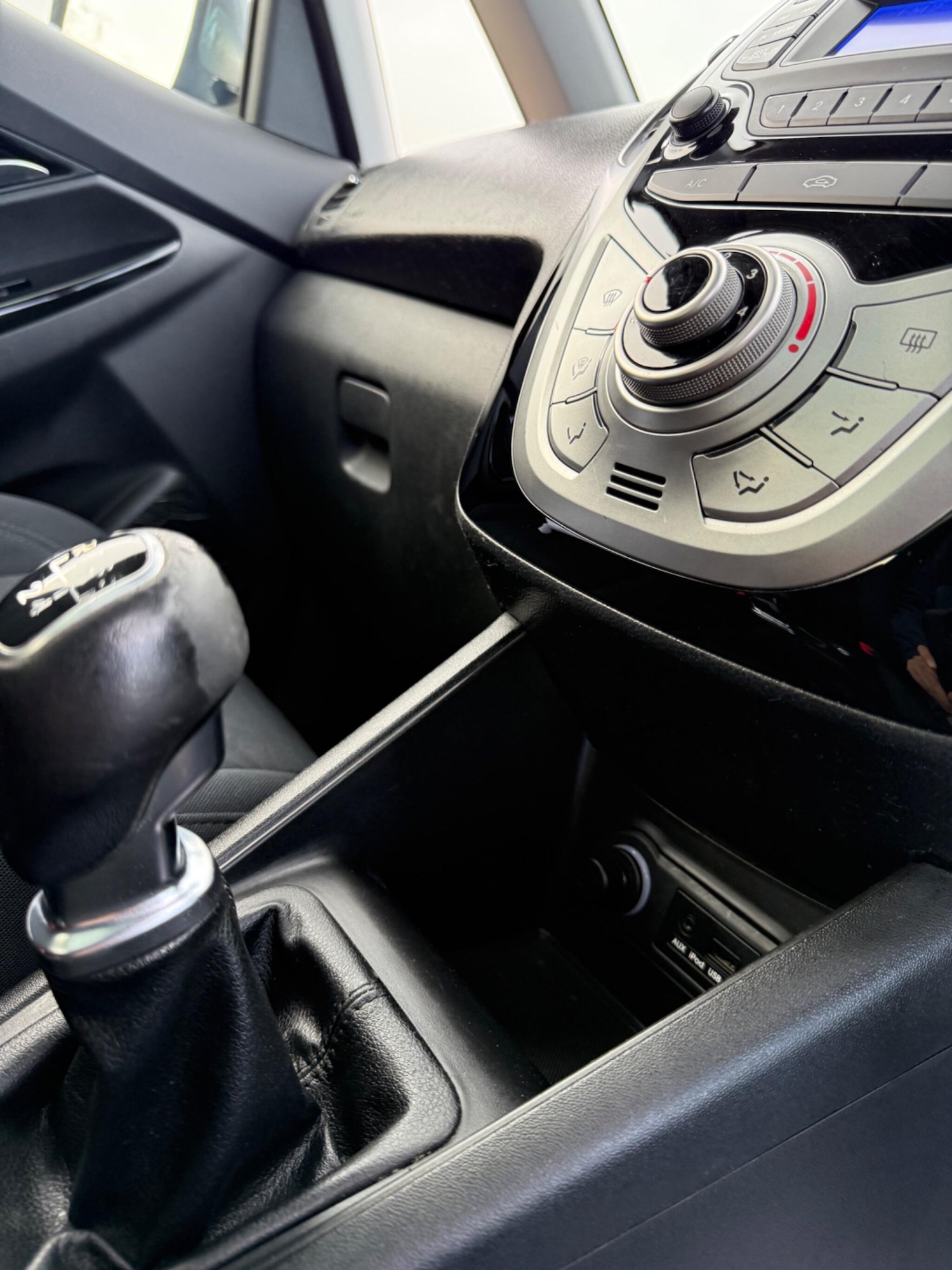 Used Hyundai Ix20 2011 for sale - 76348963: Photo 34