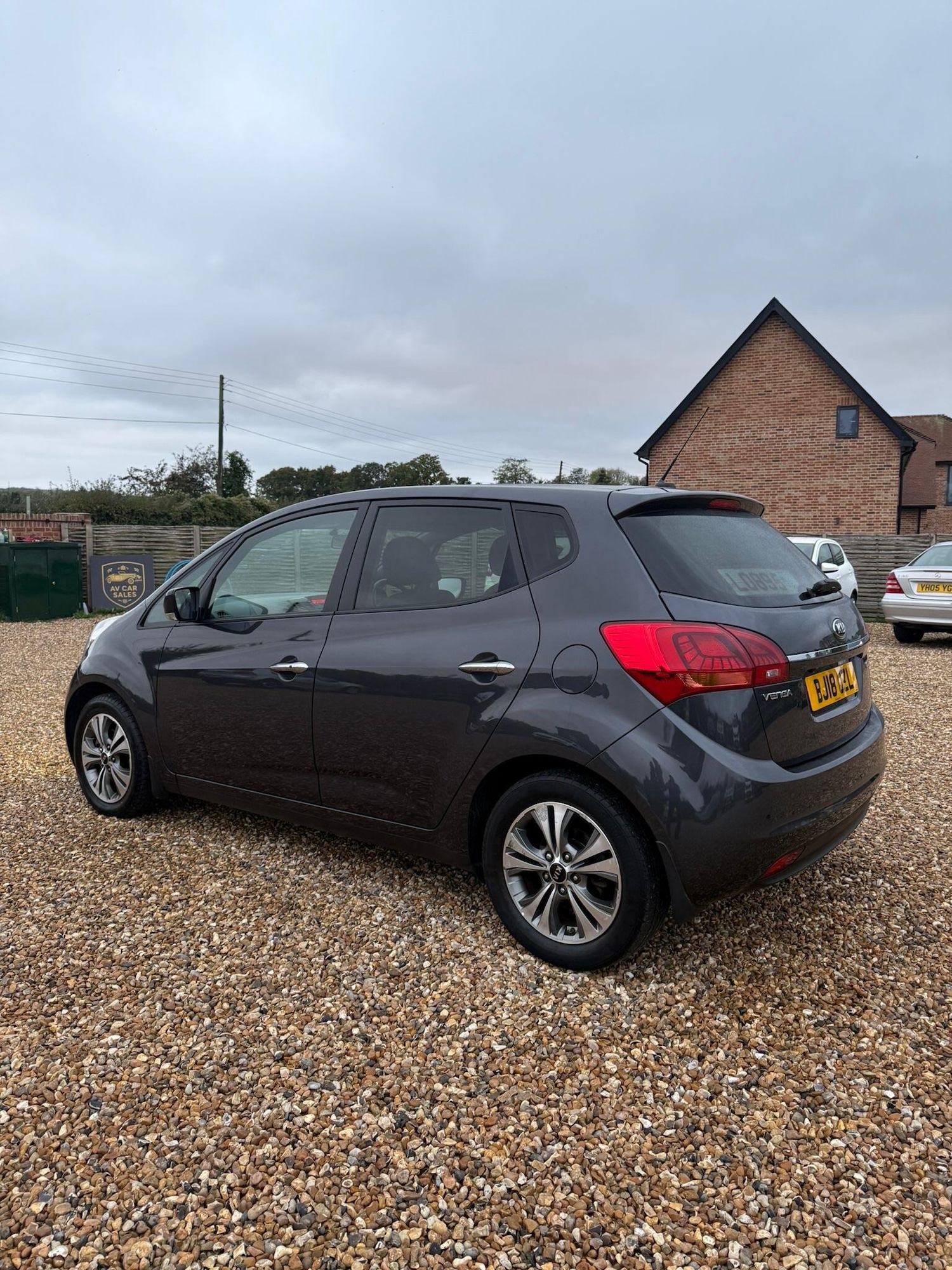 Used Kia Venga 2018 for sale - 76270309: Photo 11