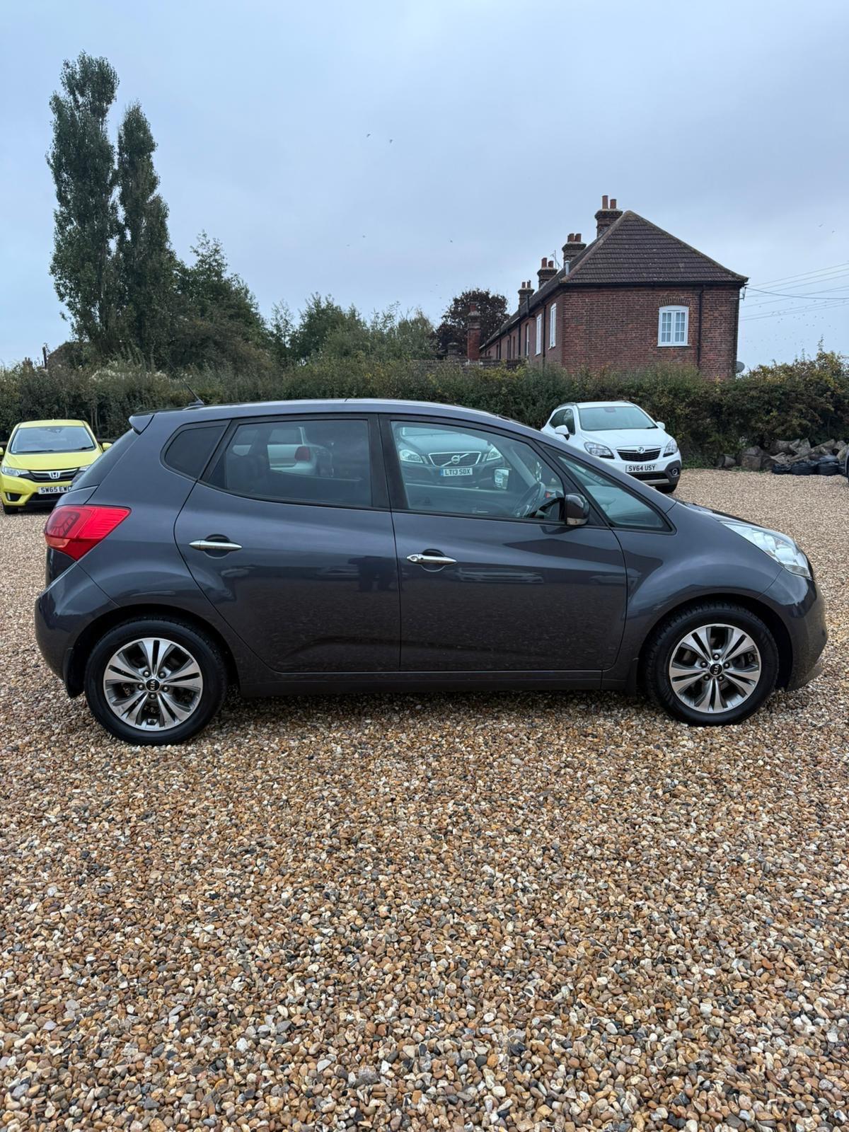 Used Kia Venga 2018 for sale - 76270309: Photo 8