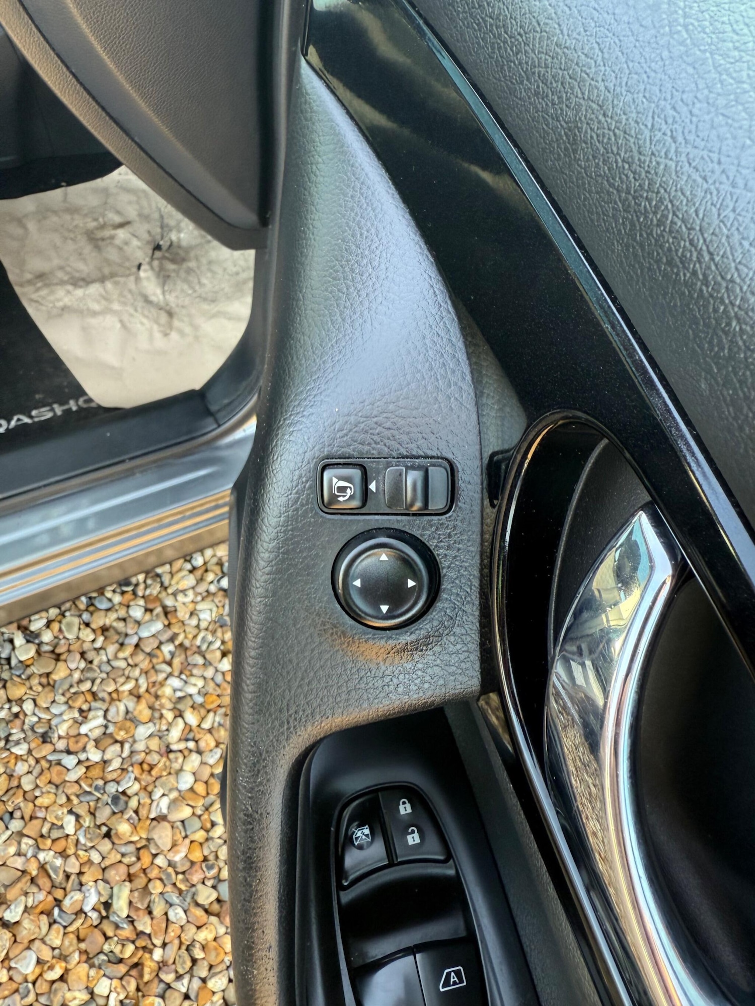 Used Nissan Qashqai 2015 for sale - 77156739: Photo 25