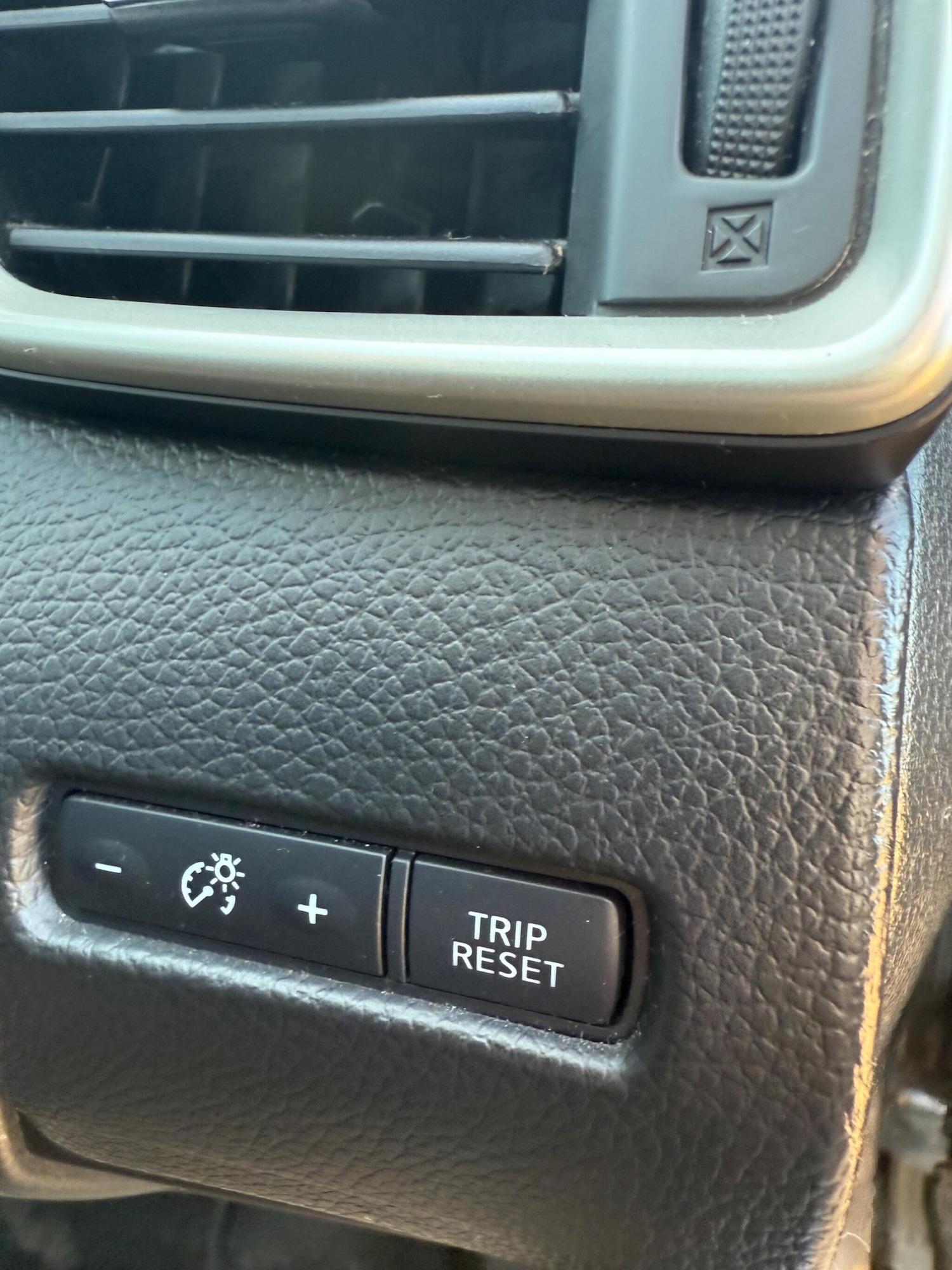 Used Nissan Qashqai 2015 for sale - 77156739: Photo 27