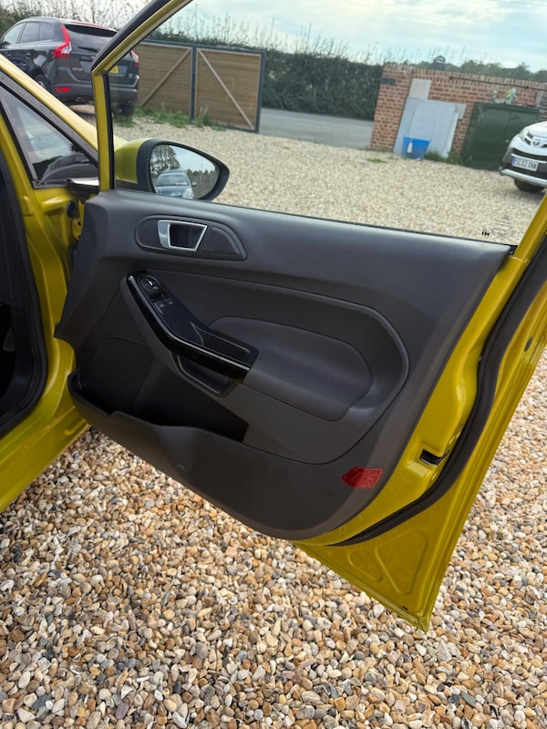 Used Ford Fiesta 2014 for sale - 76151776: Photo 20