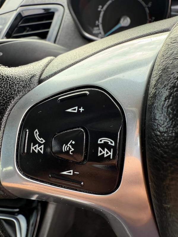 Used Ford Fiesta 2014 for sale - 76151776: Photo 25