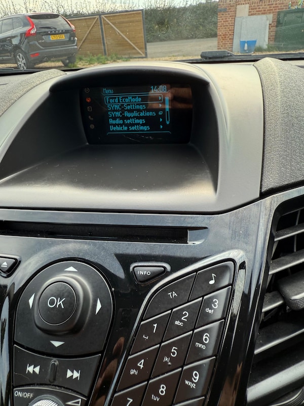 Used Ford Fiesta 2014 for sale - 76151776: Photo 33