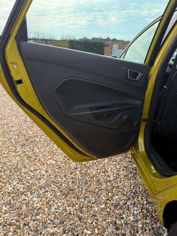 Used Ford Fiesta 2014 for sale - 76151776: Photo 42
