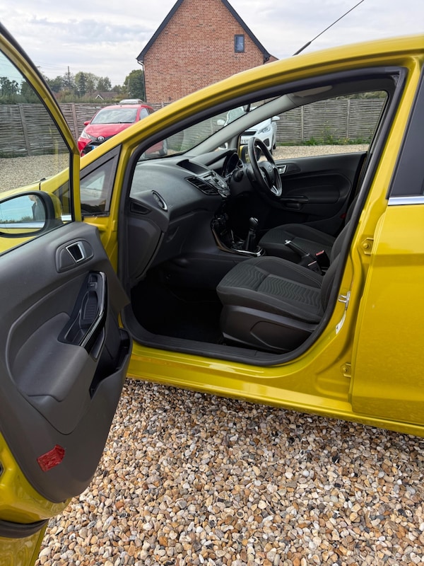 Used Ford Fiesta 2014 for sale - 76151776: Photo 46