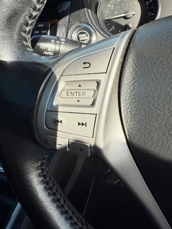 Used Nissan Qashqai 2015 for sale - 76215655: Photo 29