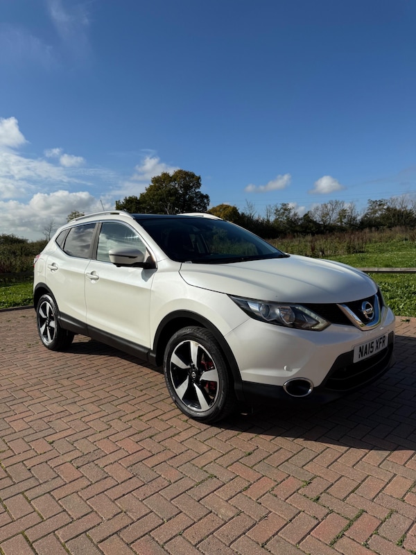Used Nissan Qashqai 2015 for sale - 76215655: Photo 2