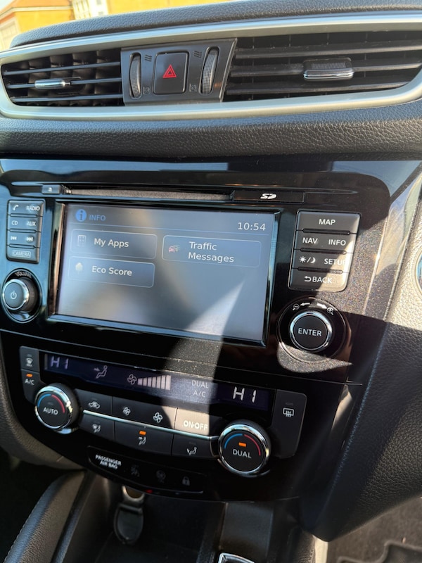 Used Nissan Qashqai 2015 for sale - 76215655: Photo 32