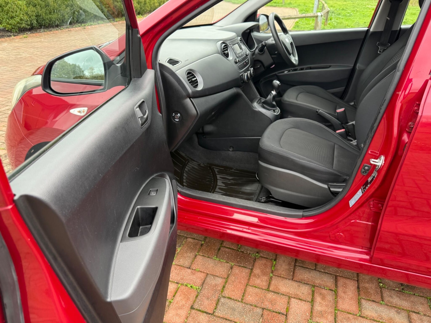 Used Hyundai i10 for sale - 76995634: Photo 53