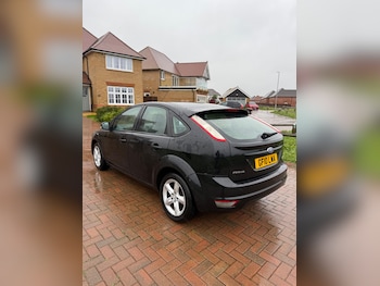 Used Ford Focus 2010 for sale - 77131504: Photo