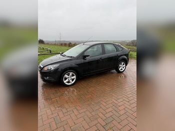 Used Ford Focus 2010 for sale - 77131504: Photo